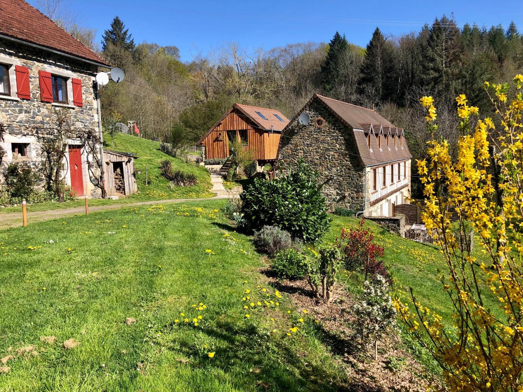 Gites La Chabanaise Beaulieu-sur-Dordogne Exterior photo